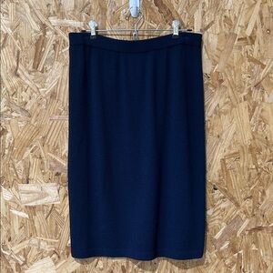 St John Classics Navy Skirt, Size 12